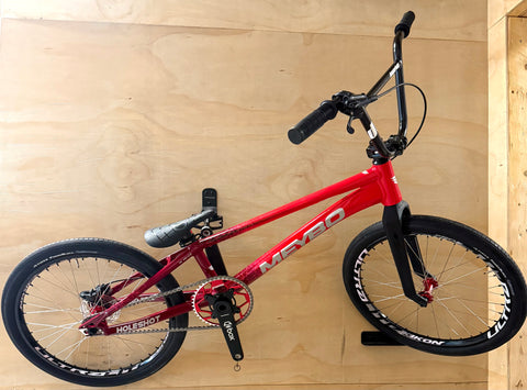MEYBO Holeshot Pro22.5 - OS20 Complete Custom, Fire Red