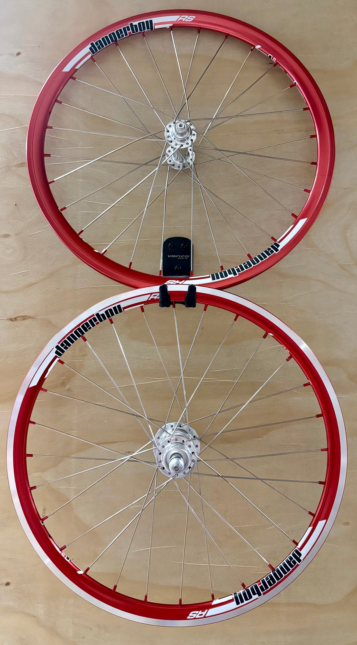 Expert 28h Dangerboy Wheelset Red