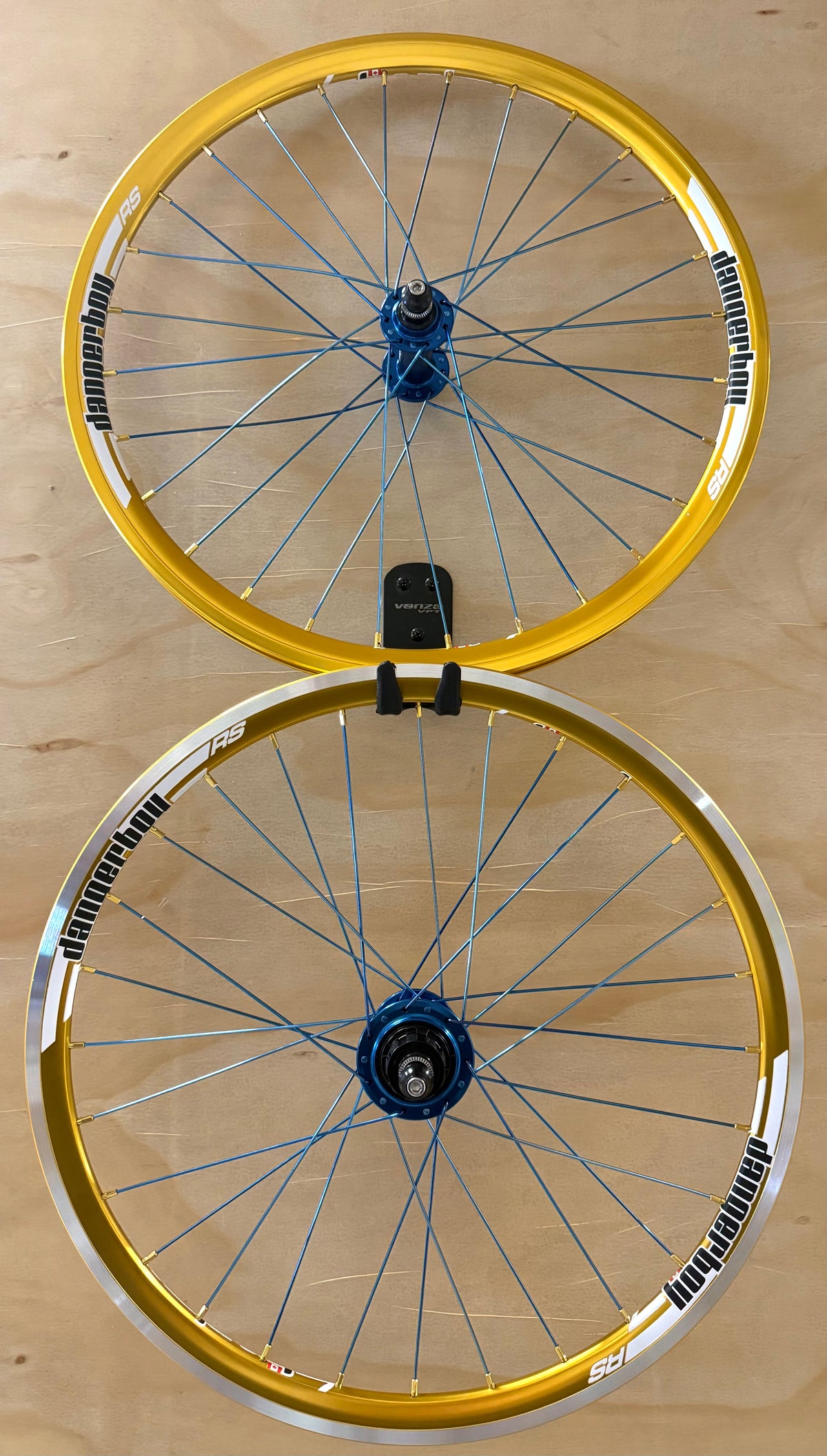 Expert 28h Dangerboy Wheelset Gold