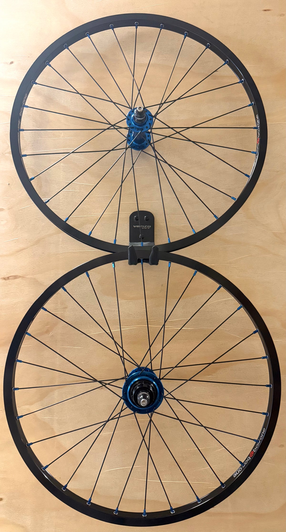 Expert 28h Box One Wheelset  Black