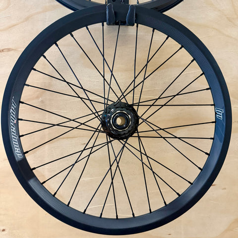 NEW Pro 36h DangerGirl Carbon Wheelset