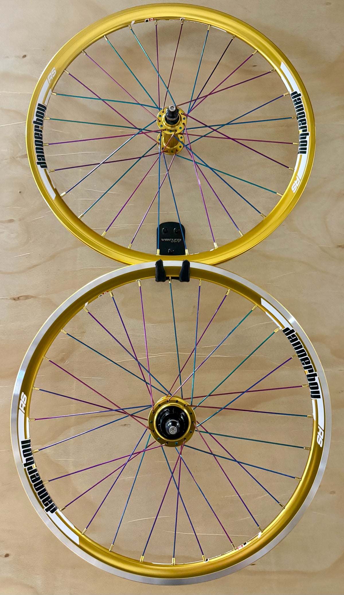 Expert 28h Dangerboy Wheelset Gold