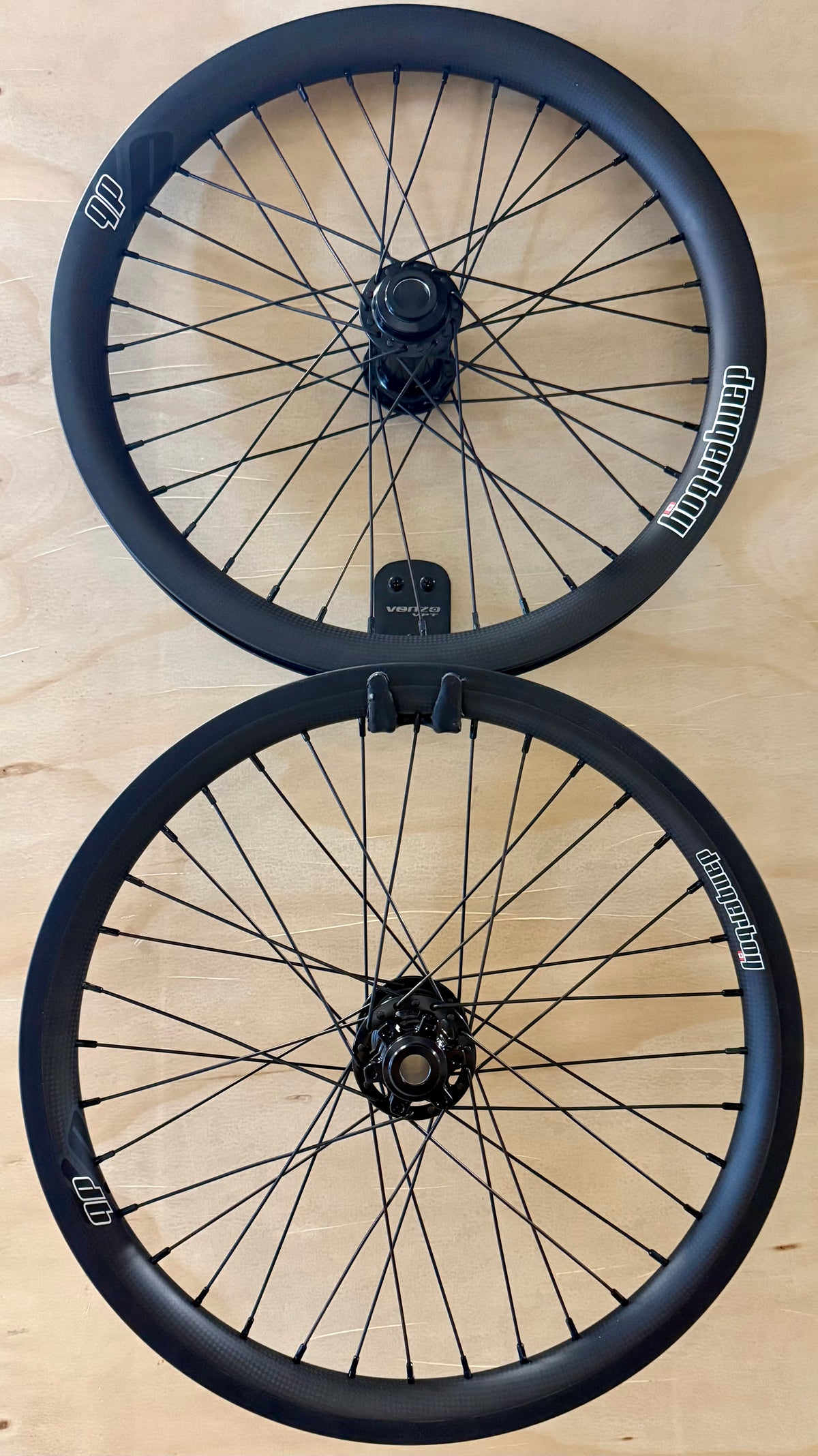 Pro Lite 36H Dangerboy Carbon Wheelset | SD Sniper Pro HSX Hubs