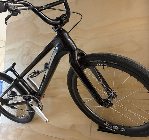 MEYBO HSX Carbon Cruiser Complete Custom Build - Black/No Decals “DEMO”