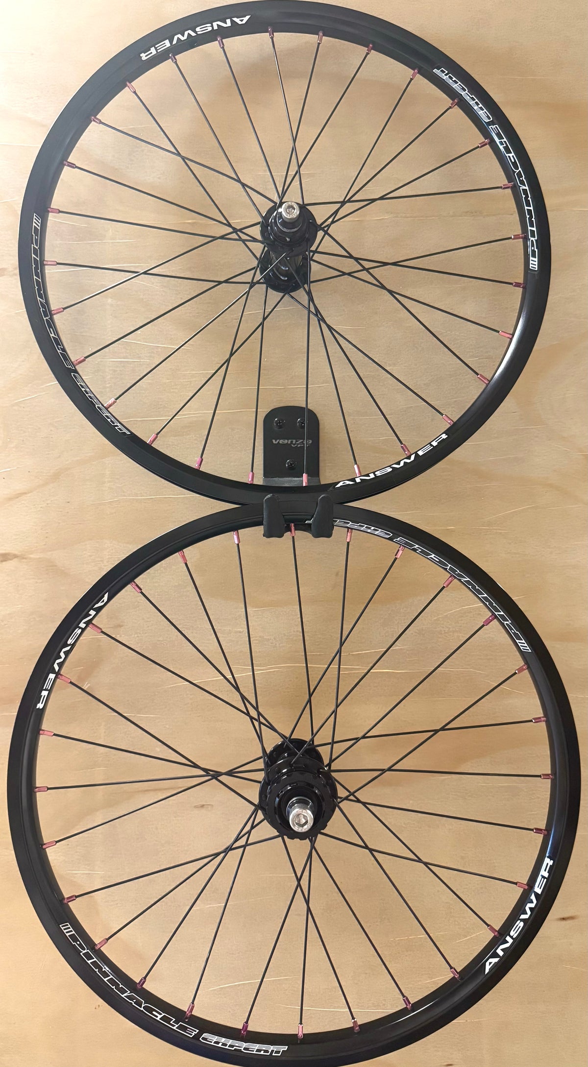 Expert 28h Answer Pinnacle Wheelset Black (Onyx Hubs)