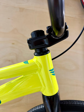 MEYBO HOLESHOT "Pro 23" Complete Custom Build - Lime Patrol