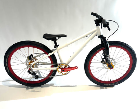 24" Bombshell Dirt Jumper white