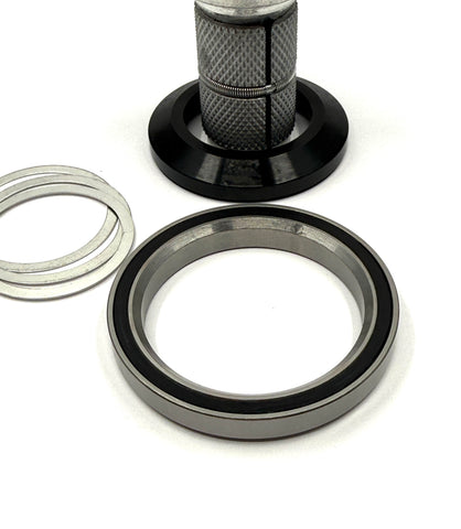 Integrated Headset Tapered 1.5 Black with Compression Plug