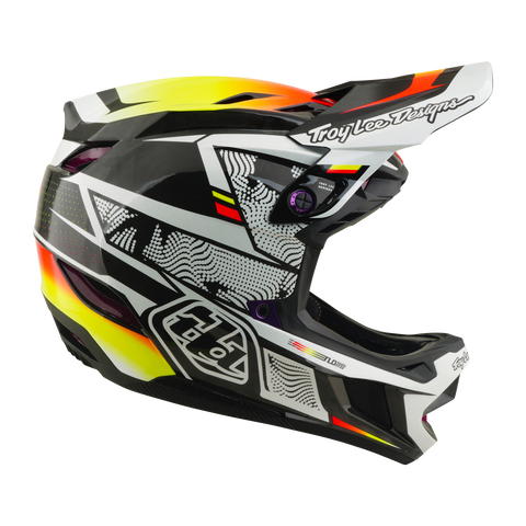 TROY LEE DESIGNS D4 Carbon Helmet Lined up Black